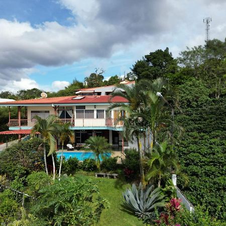 Loma Tranquila Pilas Exterior foto